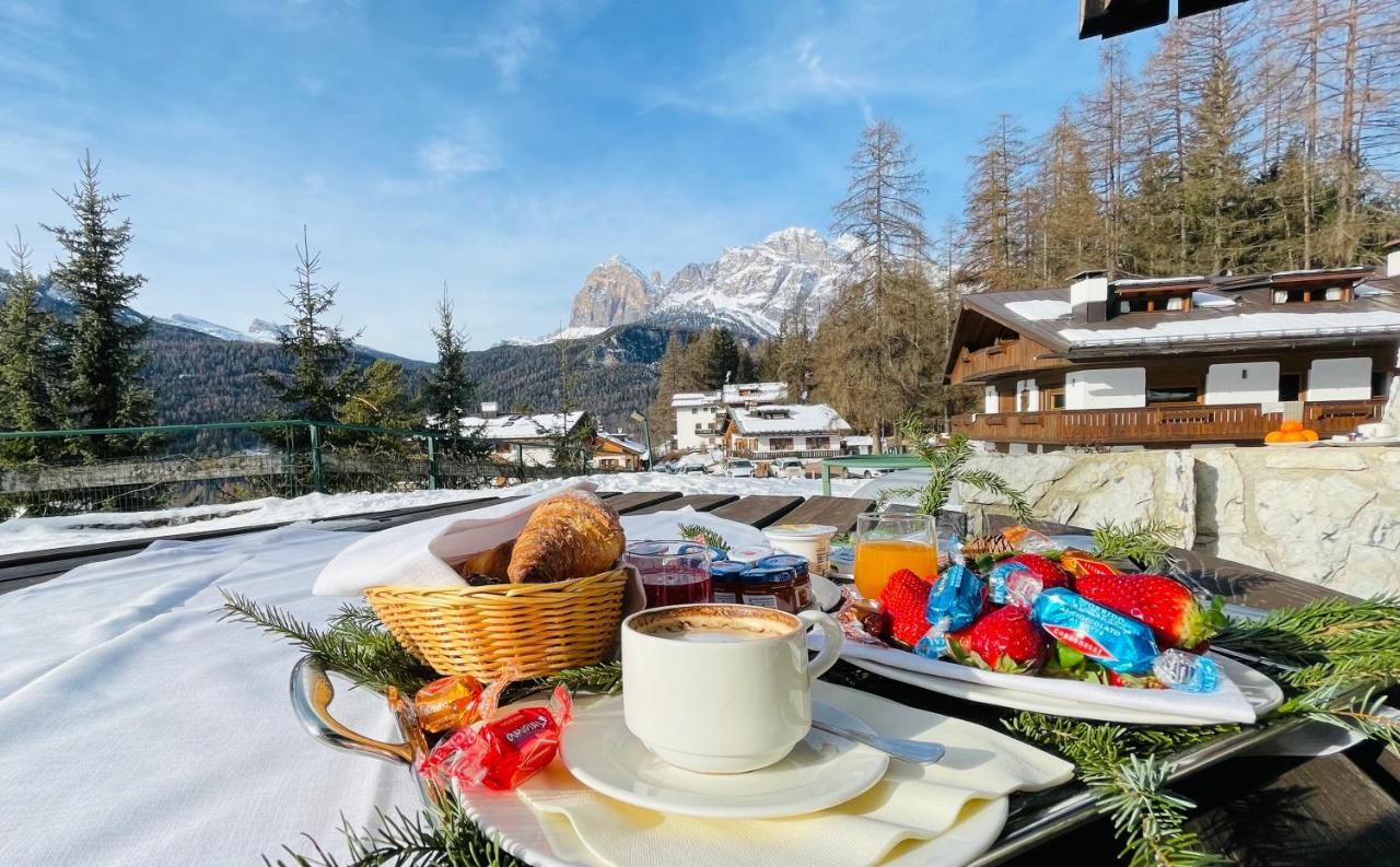Hotel Mirage Cortina d'Ampezzo Exterior photo