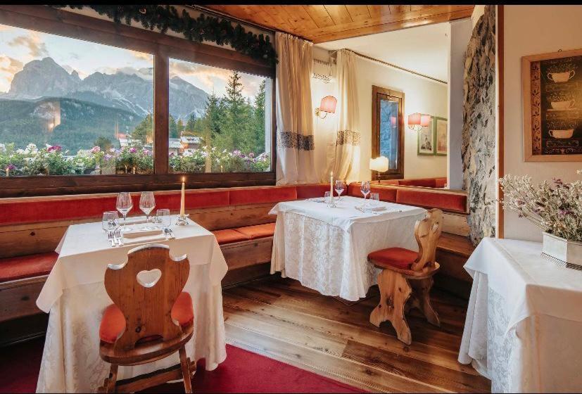 Hotel Mirage Cortina d'Ampezzo Exterior photo