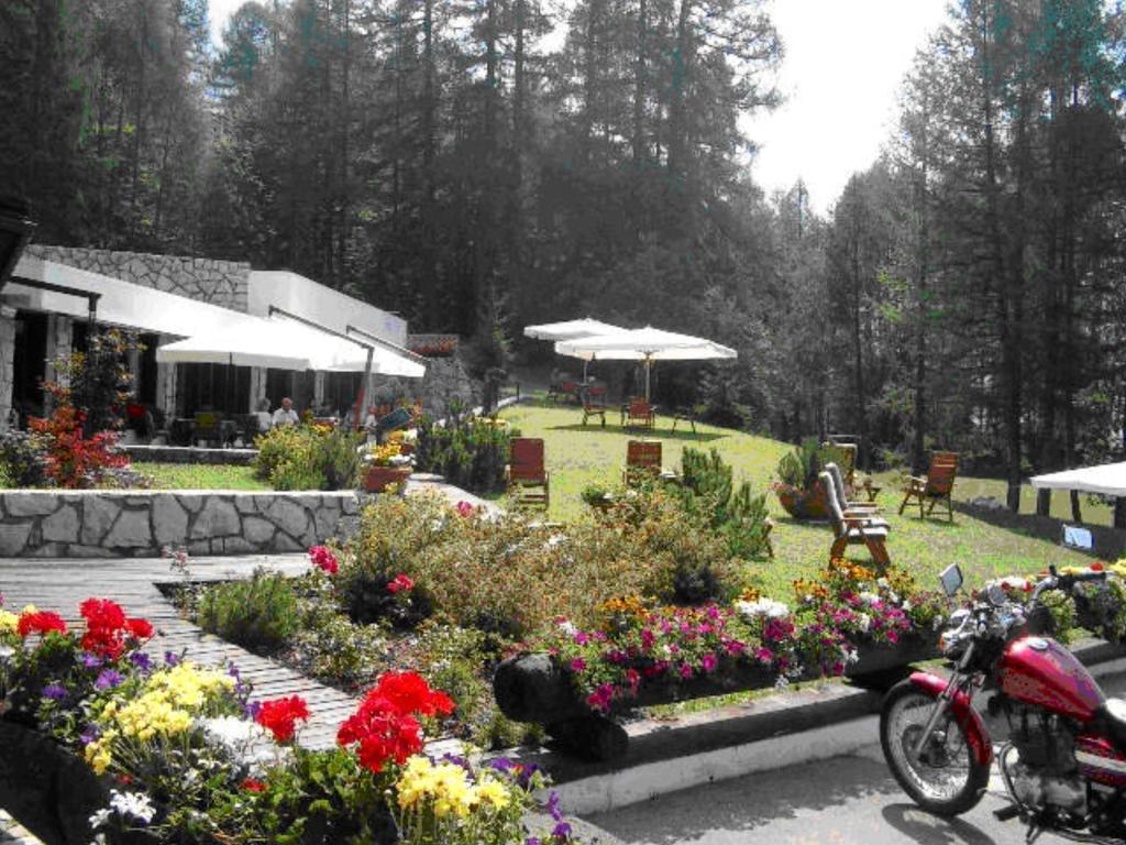Hotel Mirage Cortina d'Ampezzo Exterior photo